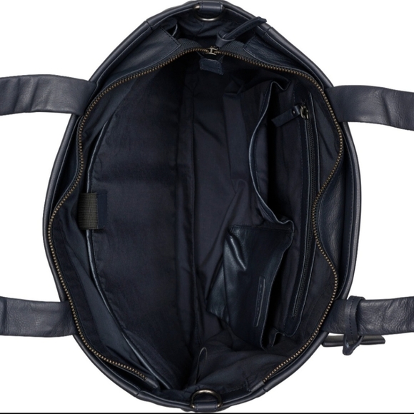 Berkely Leather Laptop Bag Black - Picture 11 of 16